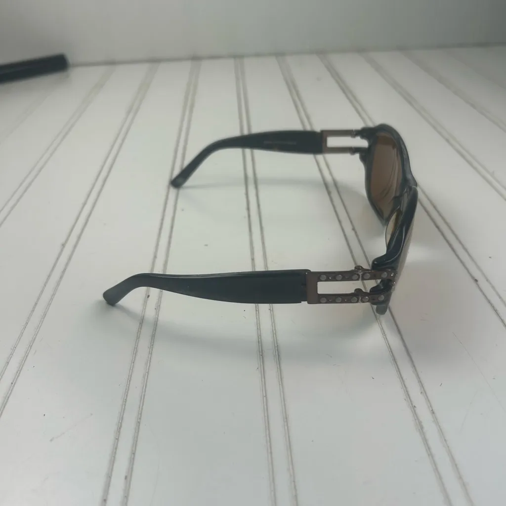 Saks Fifth Avenue Tortoise Frame Sunglasses Brown Lens - Image 3