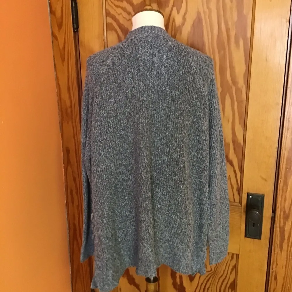 Kye Mi Beachy Lace Up Sides Oversized Cardigan Gray Size L - Image 11