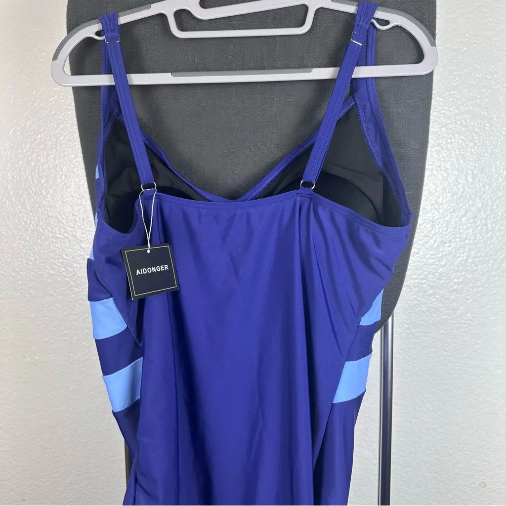 Chic Navy and Light Blue One - Image 5