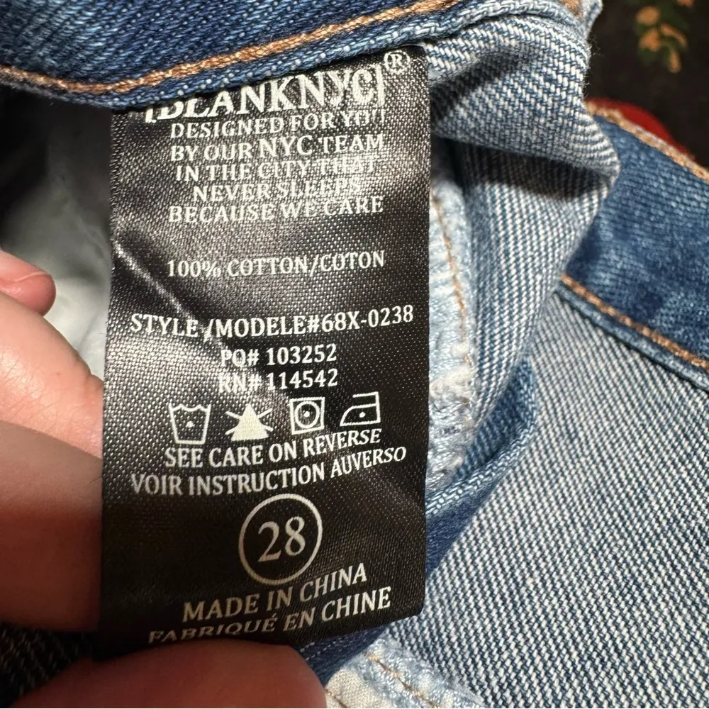 Blank NYC Womens Zip Front Blue Denim Distressed Denim Skirt Size 28 - Image 9