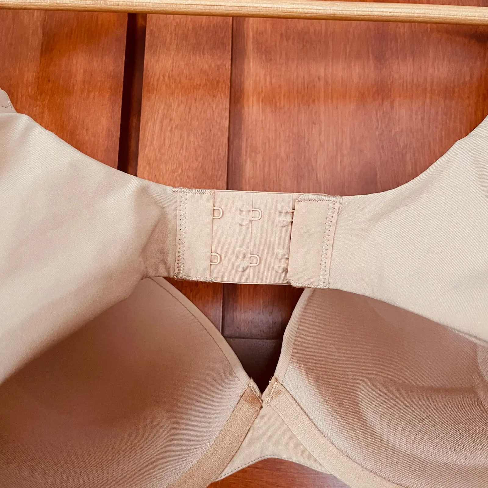 Skims Fits Everybody Push Up Bra Tan Size 34DDD - Image 5