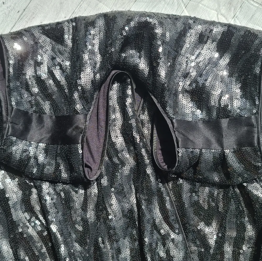 black sequin top XS - Image 8