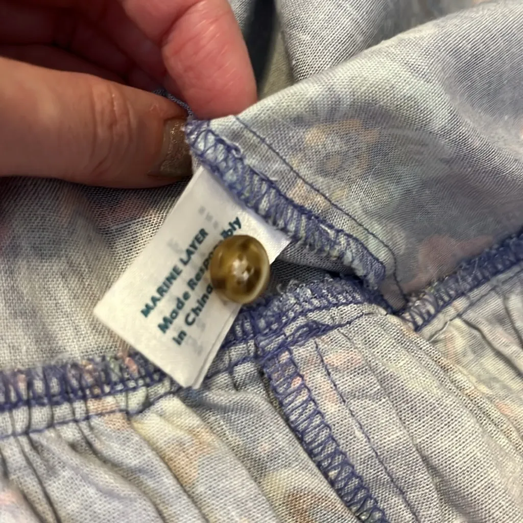 Marine Layer NWOT Laney Mini Dress in Marlin Hibiscus Floral Size small 
 A13 - Image 3