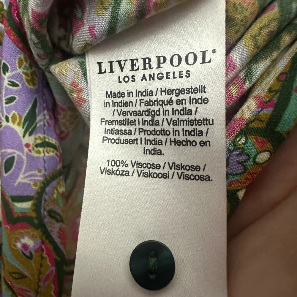 Liverpool High Neck Paisley Print Sleeveless Blouse Size Medium Keyhole Detail - Image 6