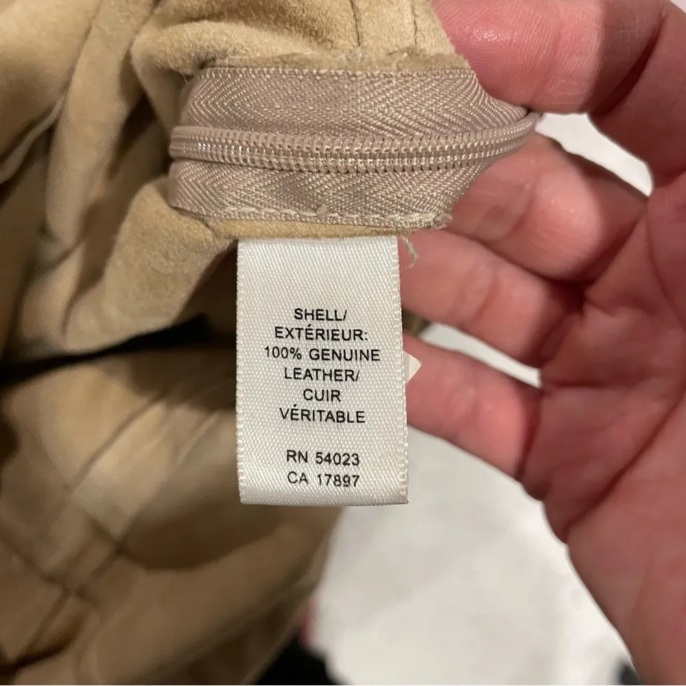 Y2k Beautiful Banana Republic tan camel suede deep v long sleeve tunic top - Image 11