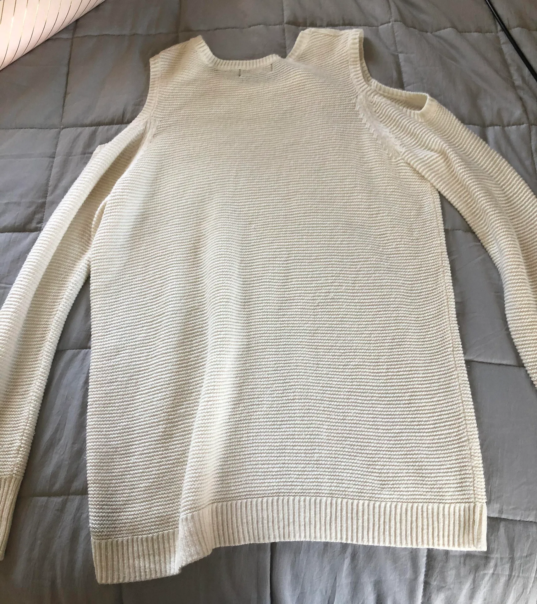 Oversized Sweater - Image 4