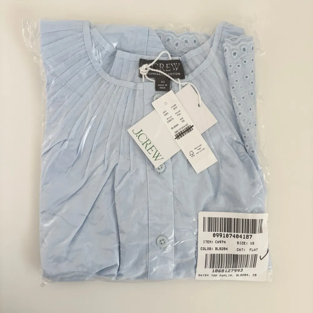 NWT J. Crew Jolie Top Eyelet Cotton Poplin Fresh Air Blue - Image 5