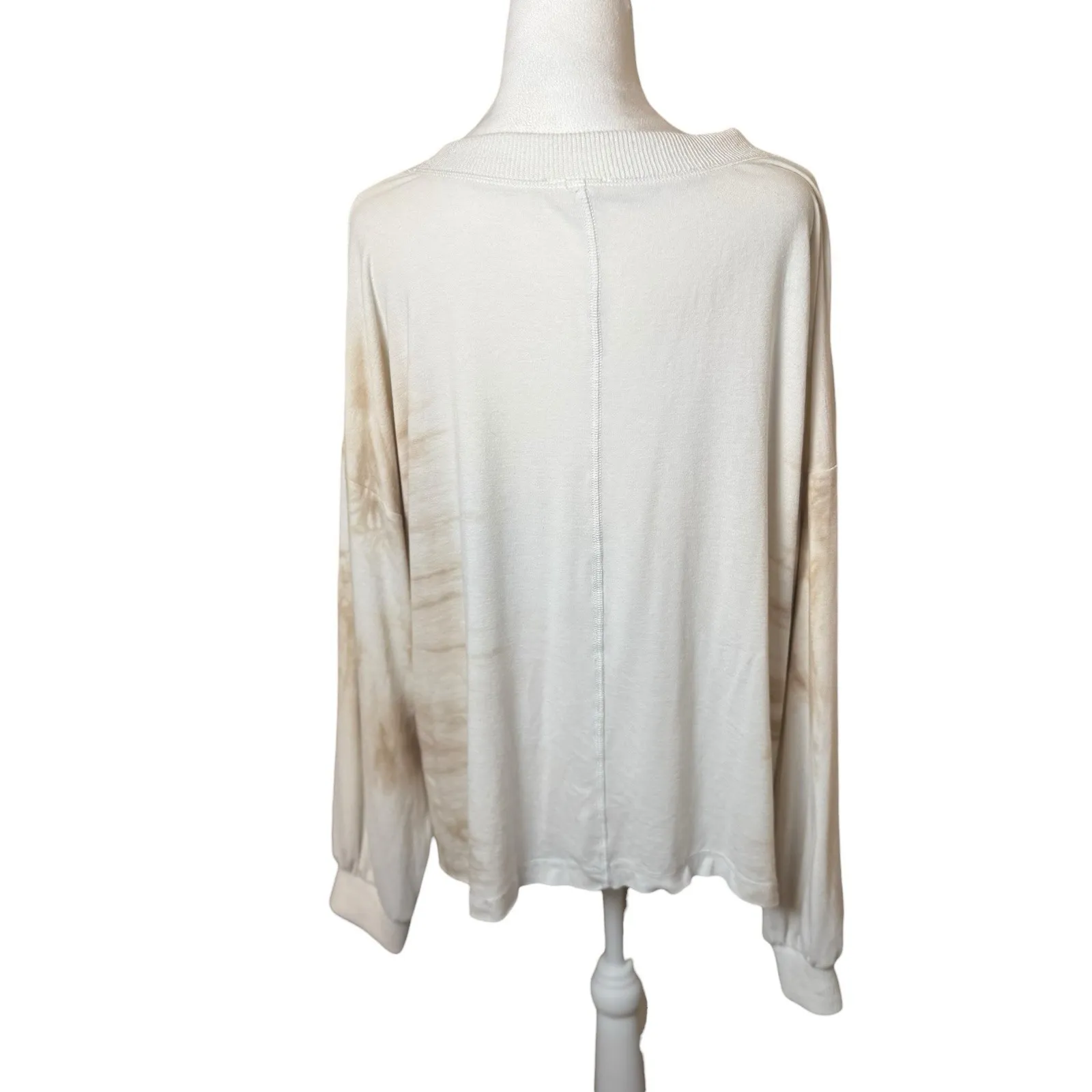POL Womens Long Sleeve Tie Dye White Brown Long Sleeve Top Medium V-Neck Slouchy - Image 3