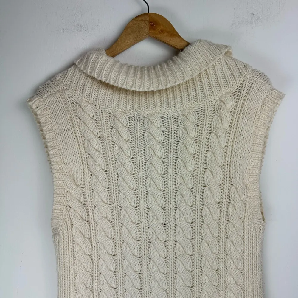 Eddie Bauer  Cable Knit Sweater Vest Cardigan Sz Large Wool Blend Button Front - Image 10