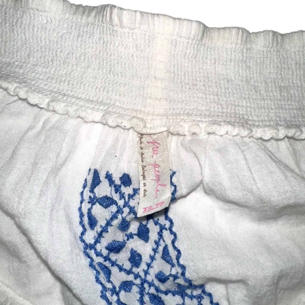 Free People Silver Spring Blue and White Embroidered Crochet Boho Blouse XS - Image 5