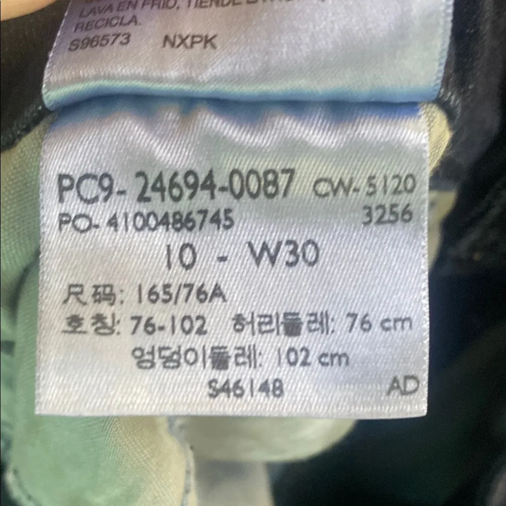 Levis Strauss Stylish Dark Blue Capris Ankle Jeans Size 10 - Image 4