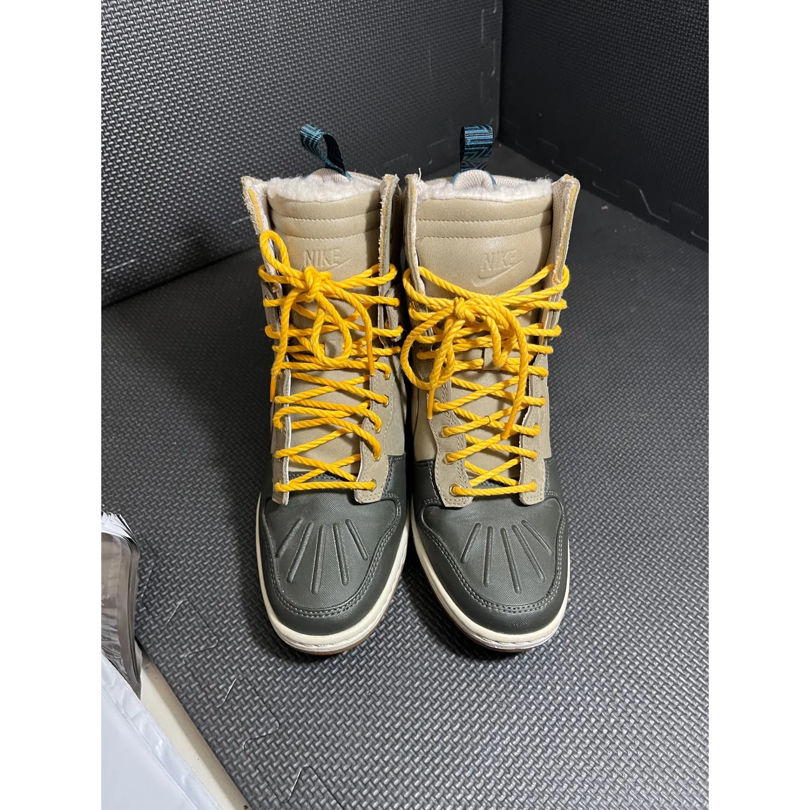 Nike Dunk Sky Hi Womens Sneakerboots Tan Gum 616715-200 Size 7.5 - Image 2