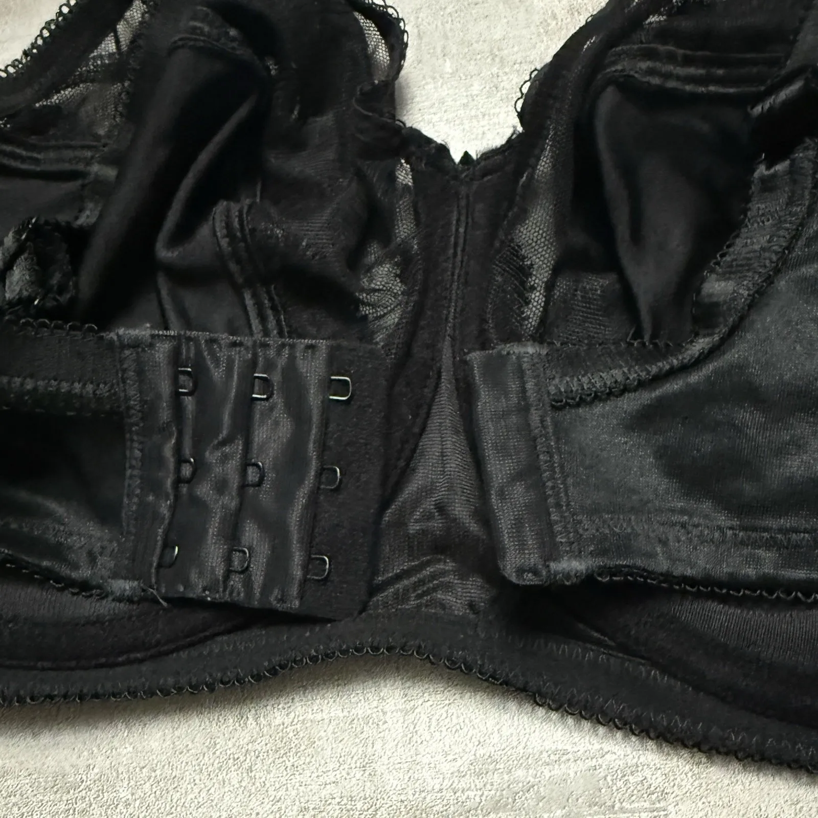 Wacoal 85121 Feather Embroidery Bra 34DDD 34F Black Underwire Bra Full Coverage - Image 4