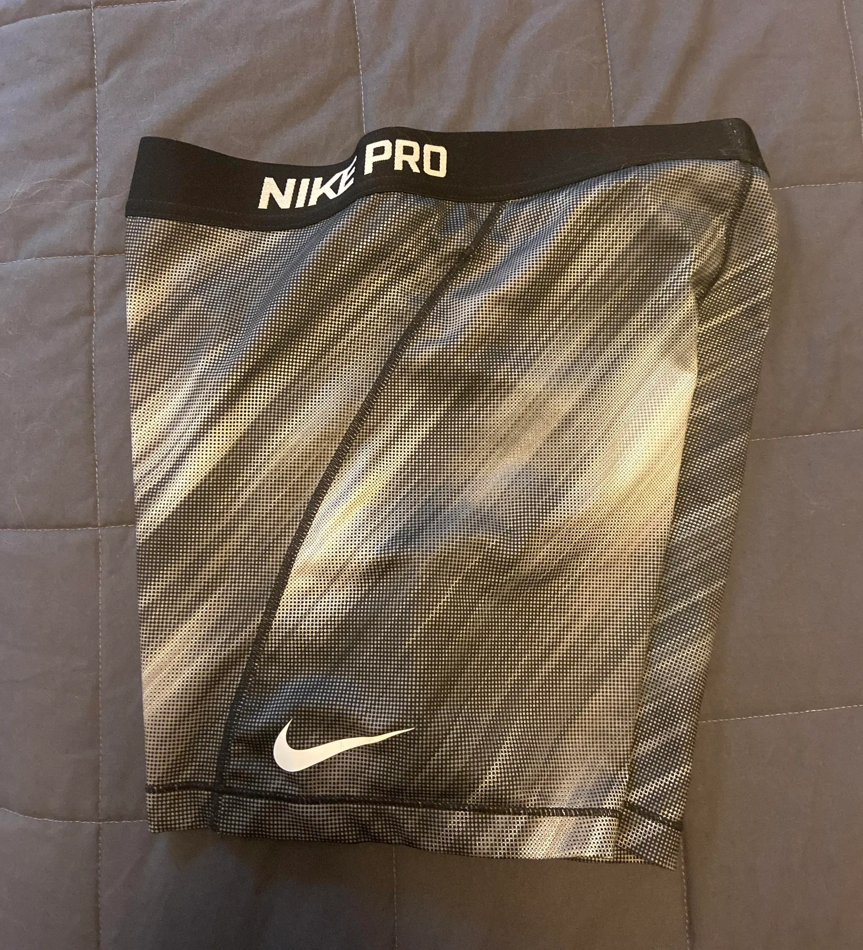 Nike pros - Image 2