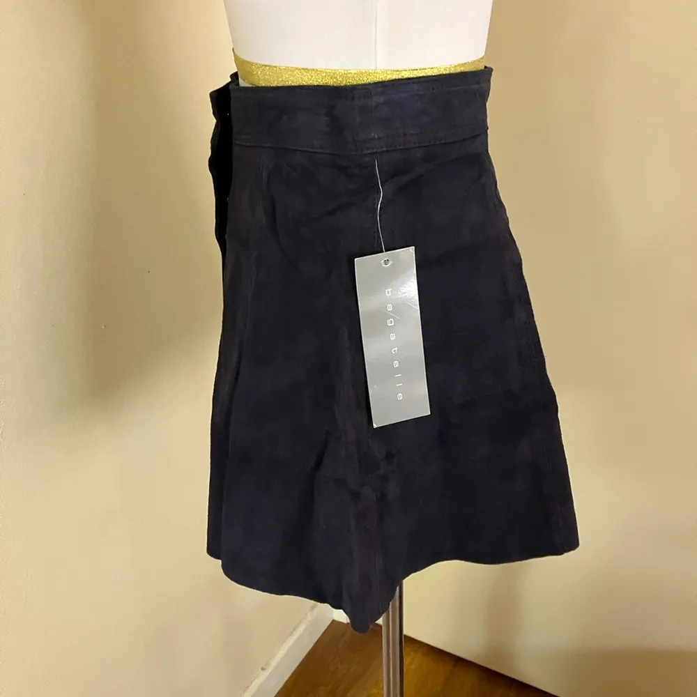 Bagatelle Dark Gray Front Snap Buttons Leather Skirt - Image 6