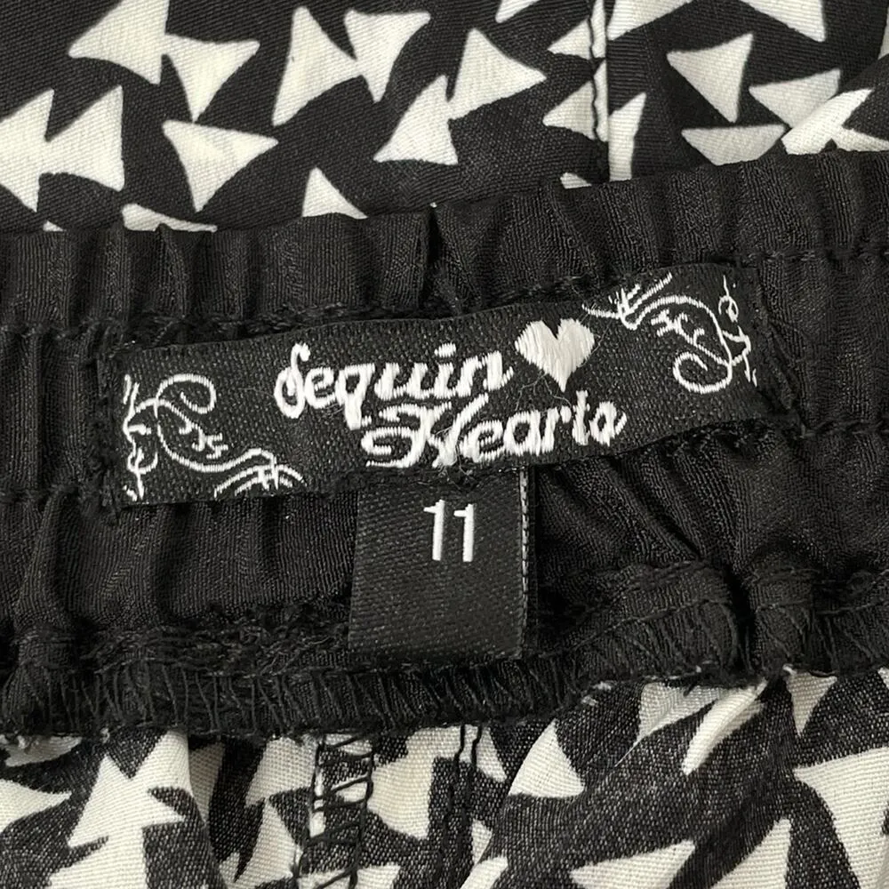 Sequin Hearts Triangle Shapes Shorts Black White Size 11 - Image 5