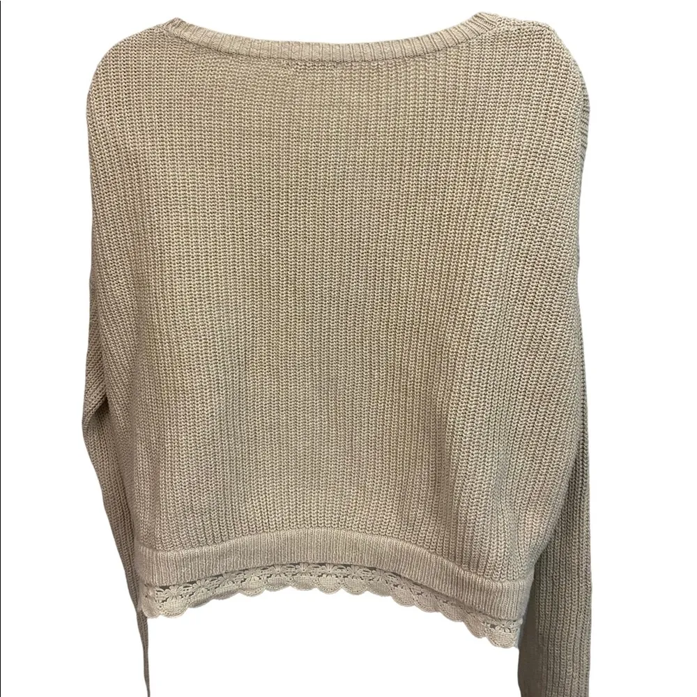 Cropped Crochet Trim Sweater - Image 4