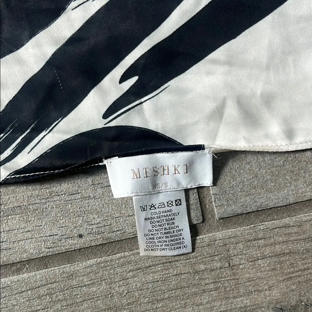 Meshki Black and White Zebra Top Size undefined - Image 4