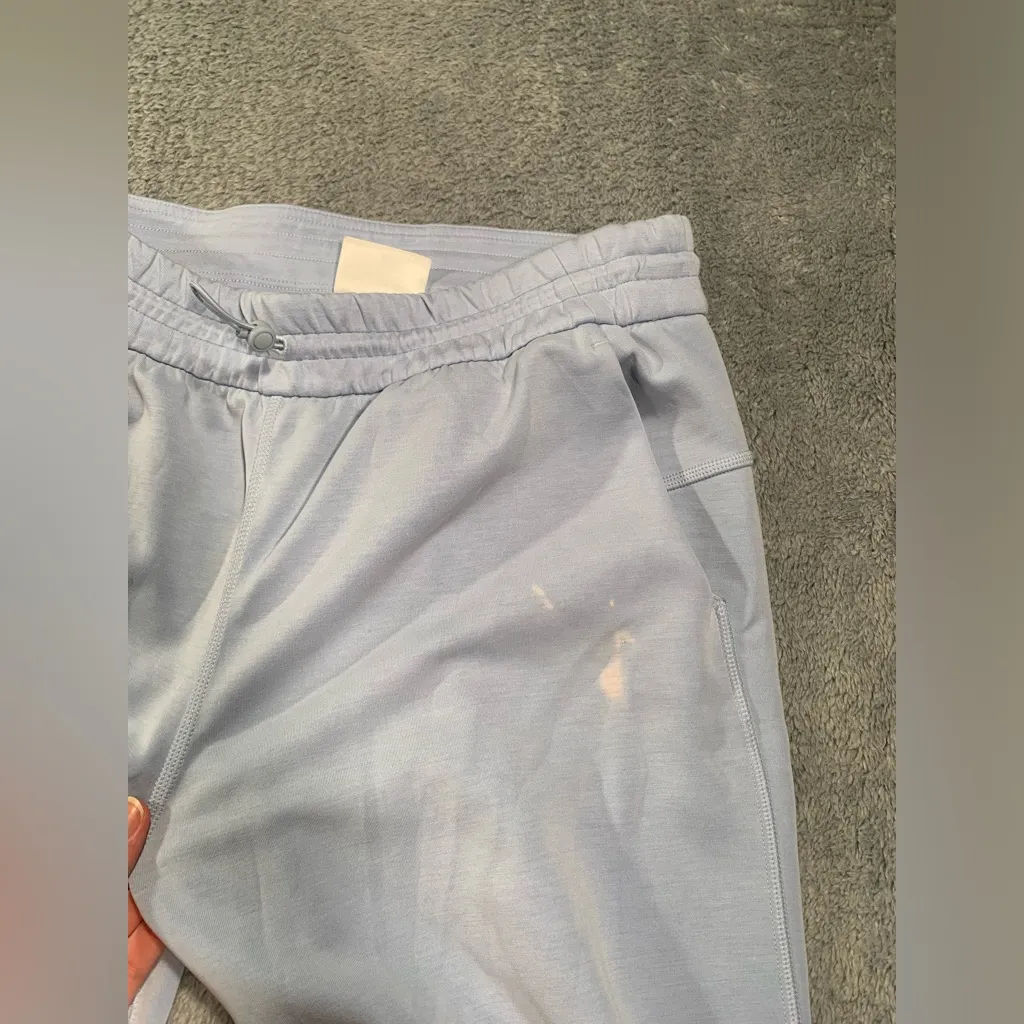 Lululemon light blue/purple sweatpants 8 - Image 4