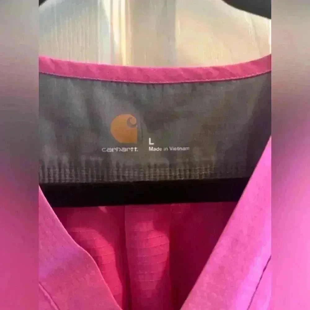 Carhartt scrub top - Image 5