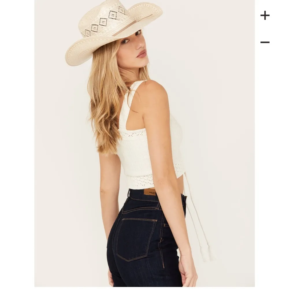 Shyanne Tie Front Knit Sweater Tank White Large - Image 3