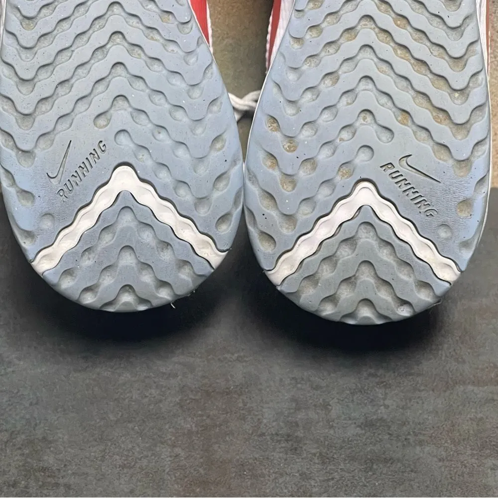 Nike  Revolution 5 Women's White Running Shoes Size 7.5M - Image 16