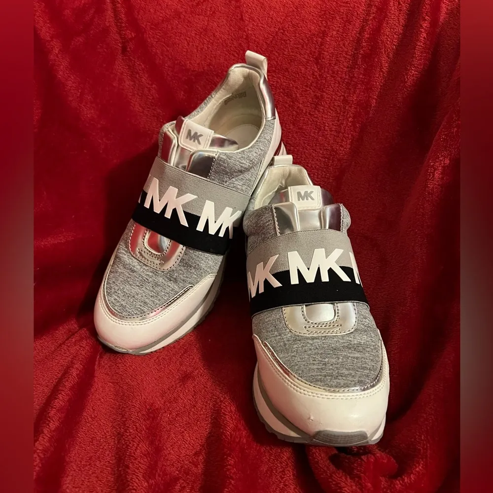 Michael Kors Teddi Trainer - Image 3