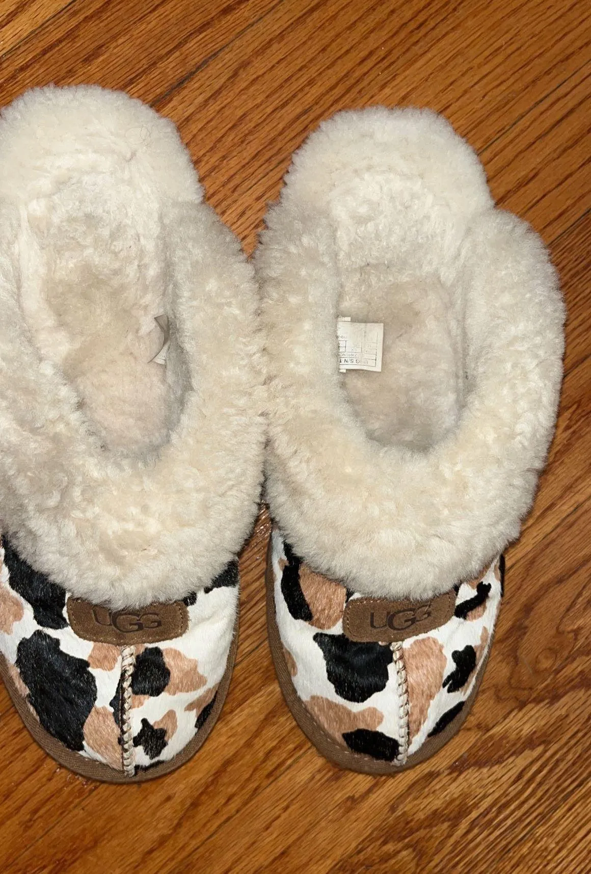 UGG Slippers - Image 3