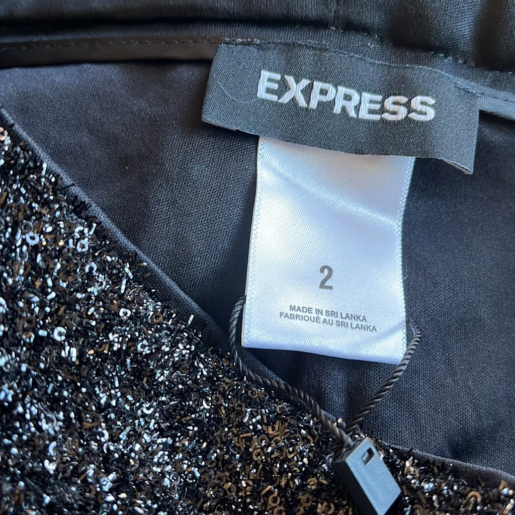 NWT EXPRESS High Waisted Sequin Bermuda Shorts SZ-2 BLACK - Image 10