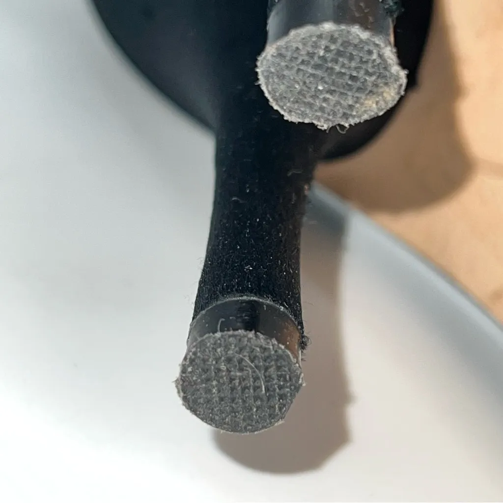 BCBGMaxAzria Black Satin and Gold Heels w/Studded Ankle and Toe Straps-Size 7 - Image 13