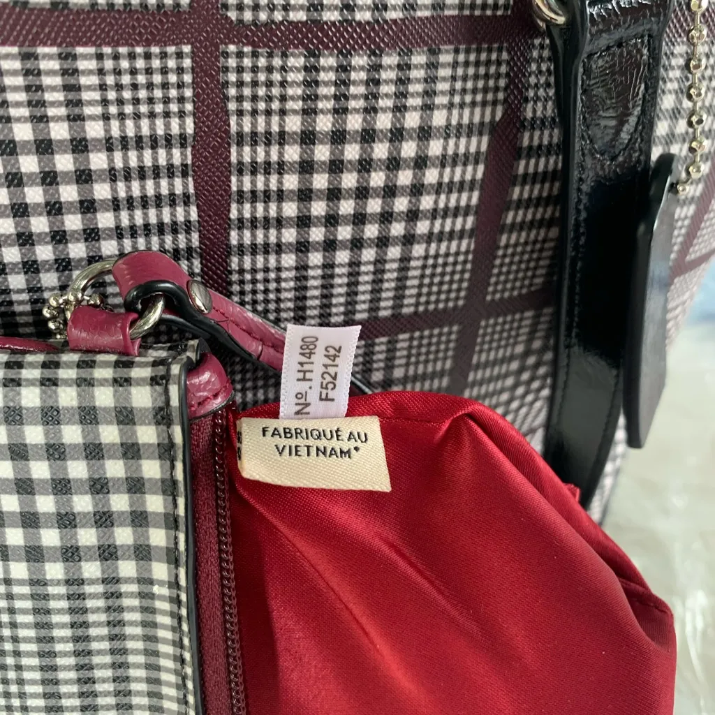 Coach  Plaid Tote Bag with Matching wristlet - Image 9