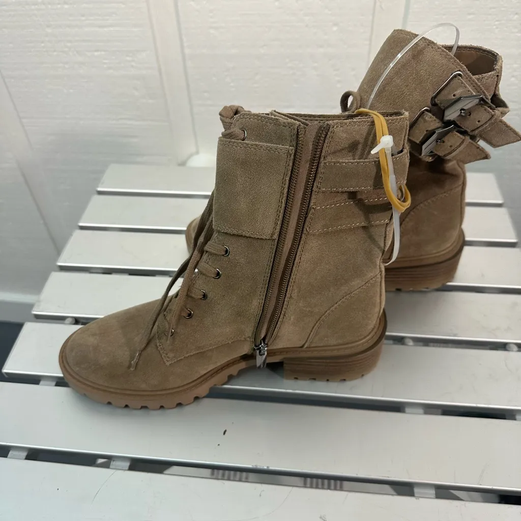 VINCE CAMUTO WOMENS FAWDRY DOUBLE BUCKLE BOOTS Size 7 NWOT - Image 6