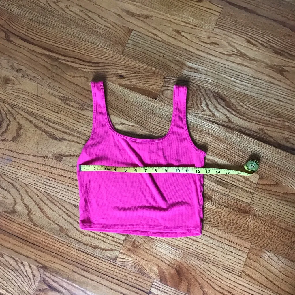 Carbon 38 Hot Pink Women's Tank Top Size M - Image 4