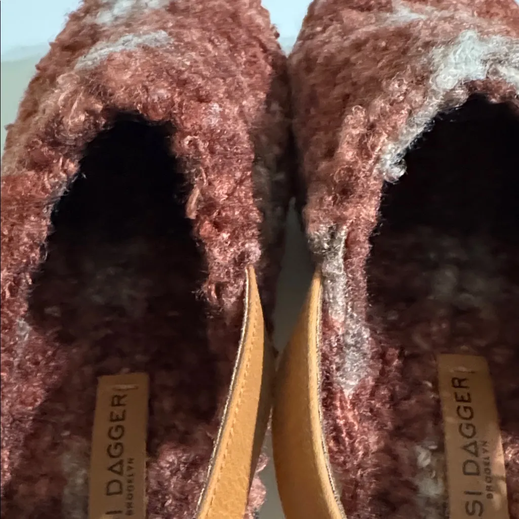 Kelsi Dagger Brooklyn Warehouse Sherpa Burgundy Garnet Fuzzy Clogs Slingback 8.5 - Image 11