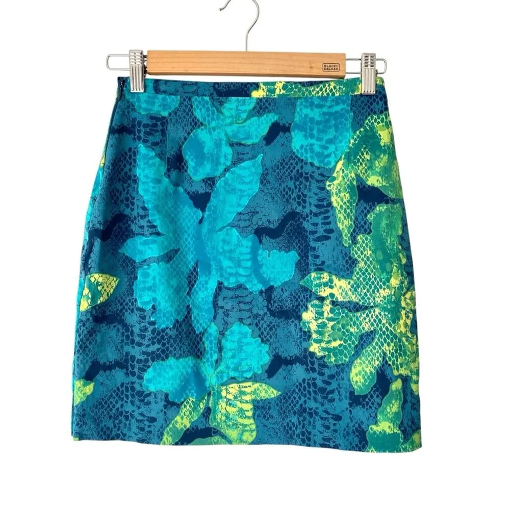 Versace Jeans Couture Green Blue Gold Logo Attached Belt Skirt size 42 US 28 - Image 3