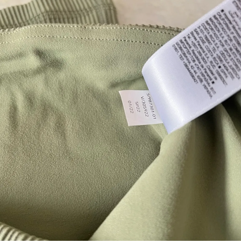 NWOT  Elation Rib Crop Flare Size Plus 1X Eucalyptus Olive Leggings Pants - Image 8