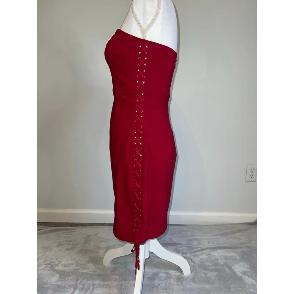 Women's Express Red Strapless Dress with Silver Chain Belt Size 6 - Image 5