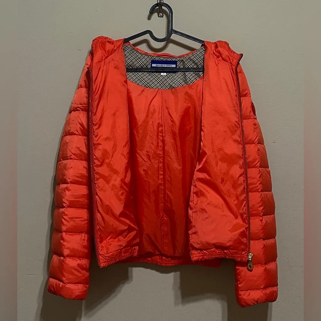 Burberry Blue Label Women's Orange Puffer Jacket - Image 3