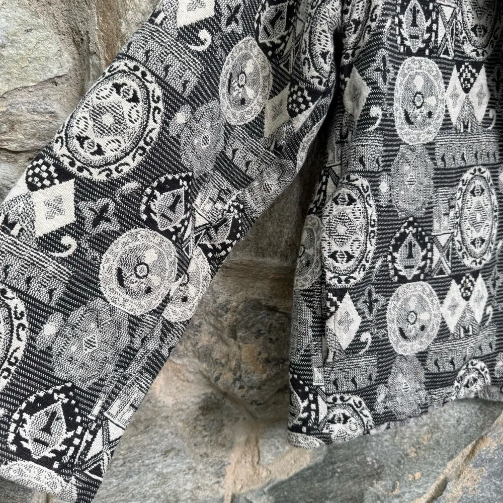Vintage 90s Woven Tapestry Geometric Patterned Jacket Black Size M - Image 2