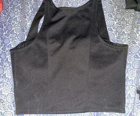 Black Crops Top - Image 3