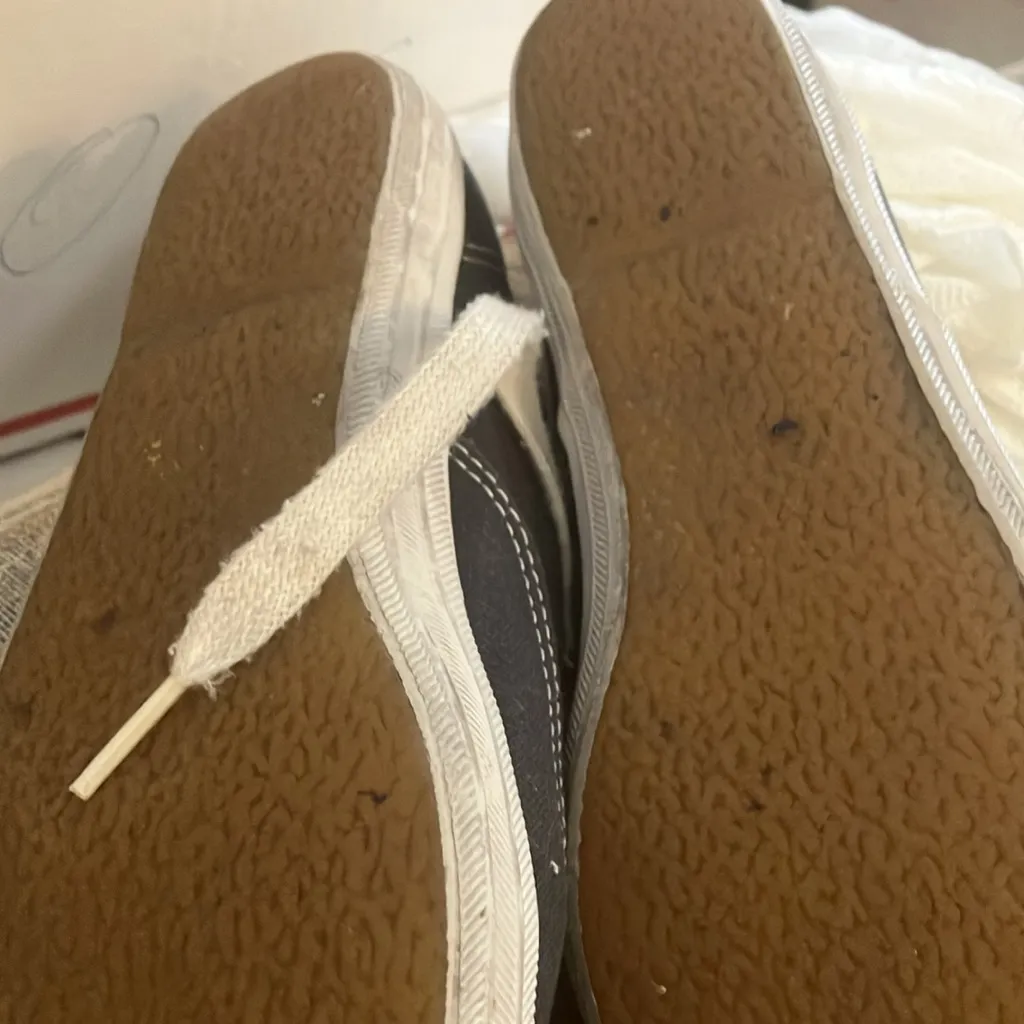 FINAL MARKDOWN Ladies keds 6 1/2 - Image 3