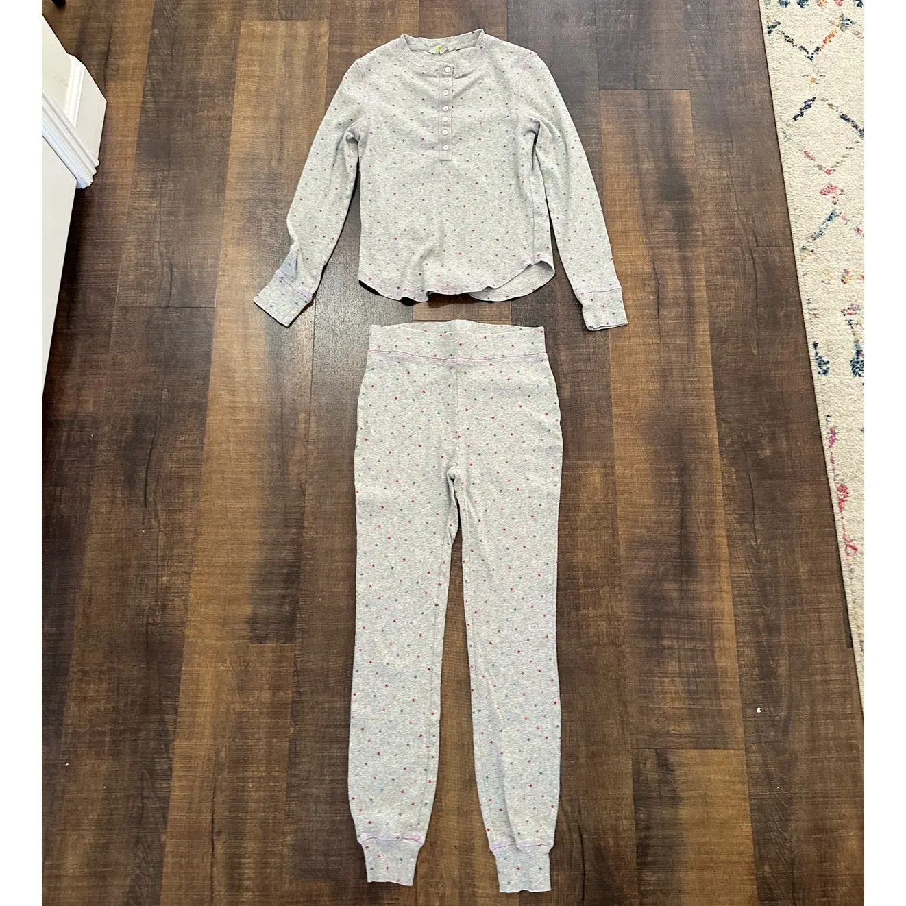 Boden Thermal Pajama Set Henley Top and Jogger Pants Grey Star Print Size US 6 Gray Size M - Image 10
