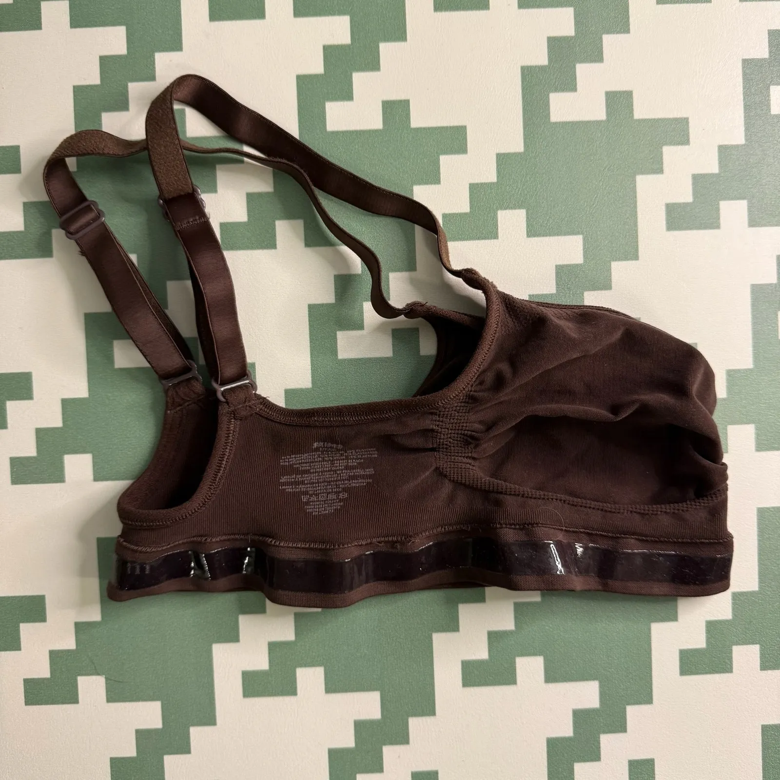 SKIMS Seamless Sculpting Bra Cocoa Brown Size Small Excellent Condition - Image 5