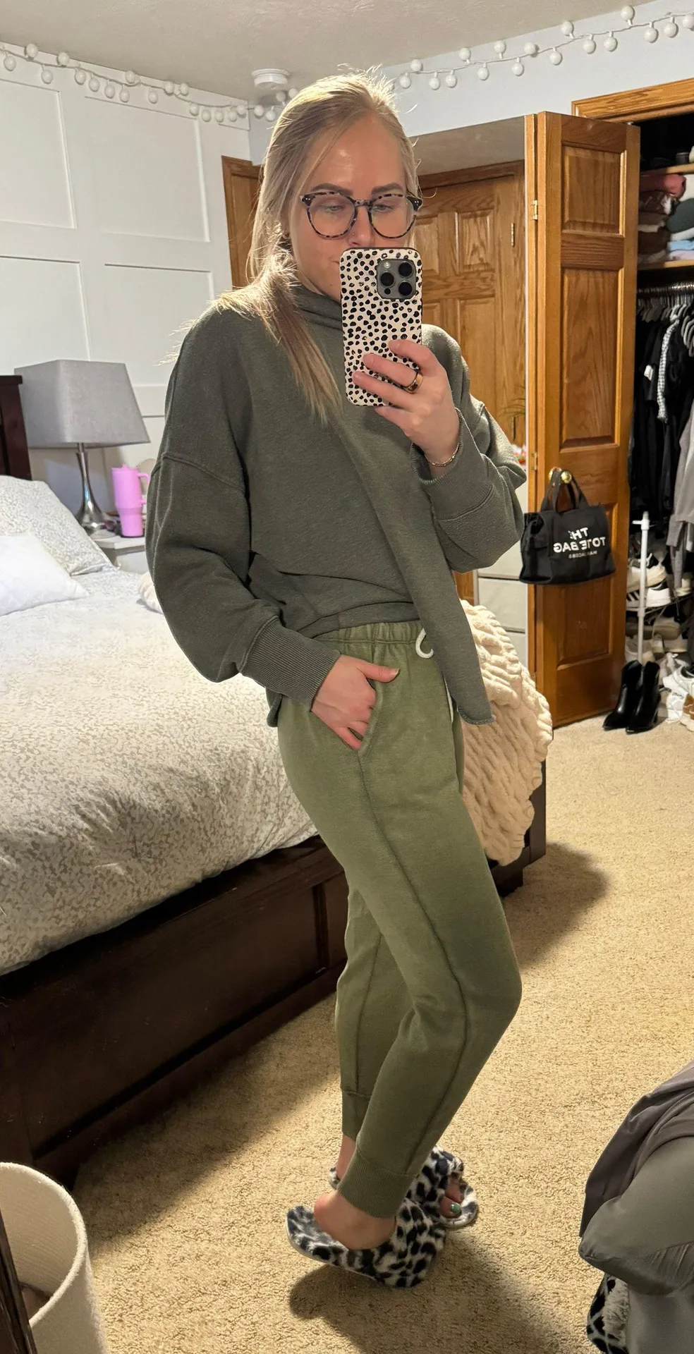 Sweatpants - Image 2