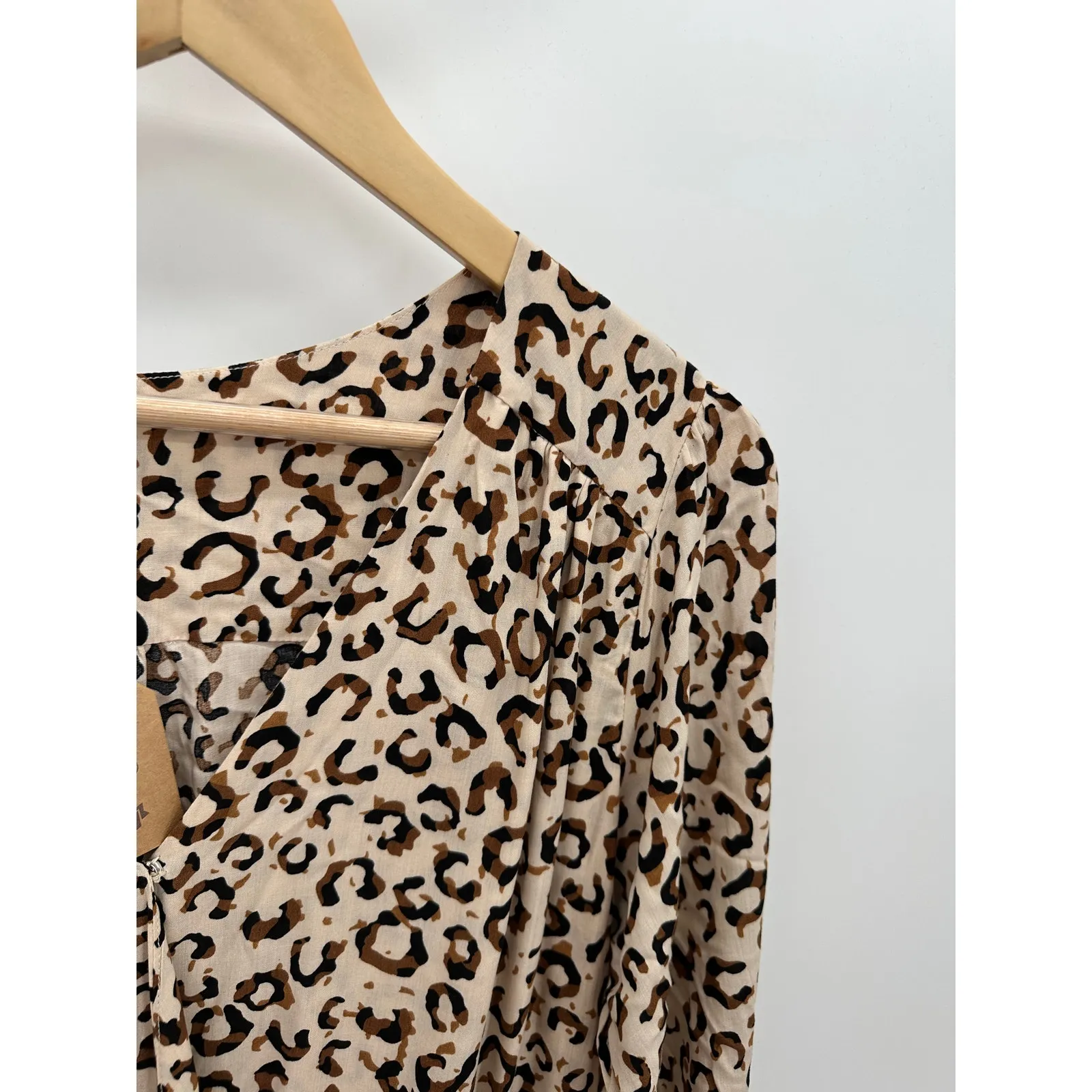 Kori Animal Print Bodysuit Women Sz L Cheetah Print Blouse Career Office NWT - Image 4