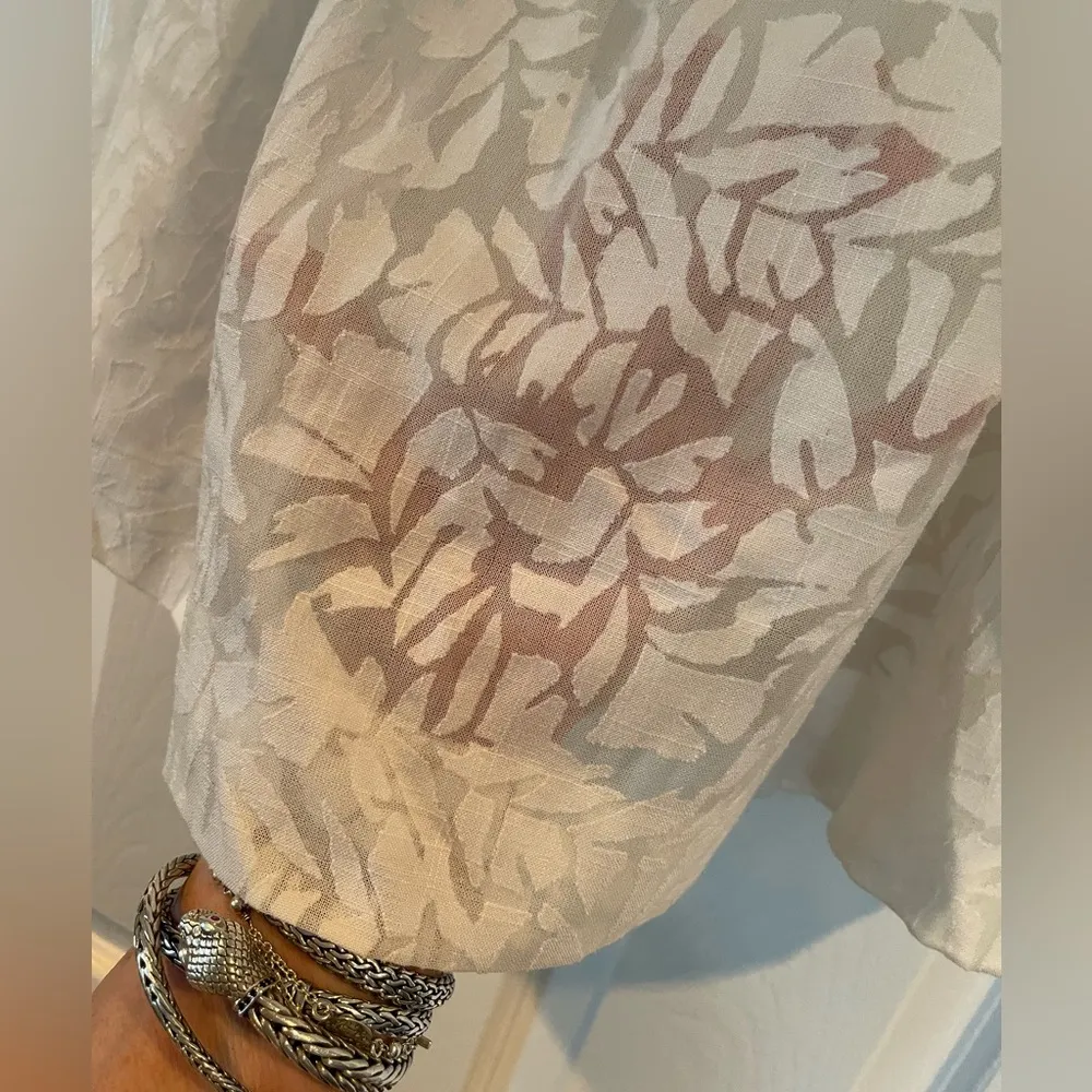 Elegant Cream Skirt - Image 2