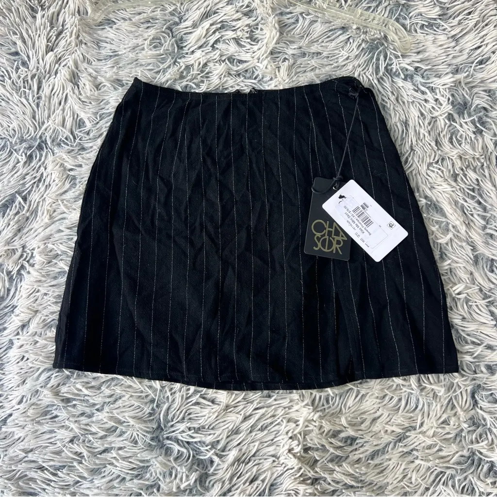 SO Black and White Checkered Skirt - Image 3