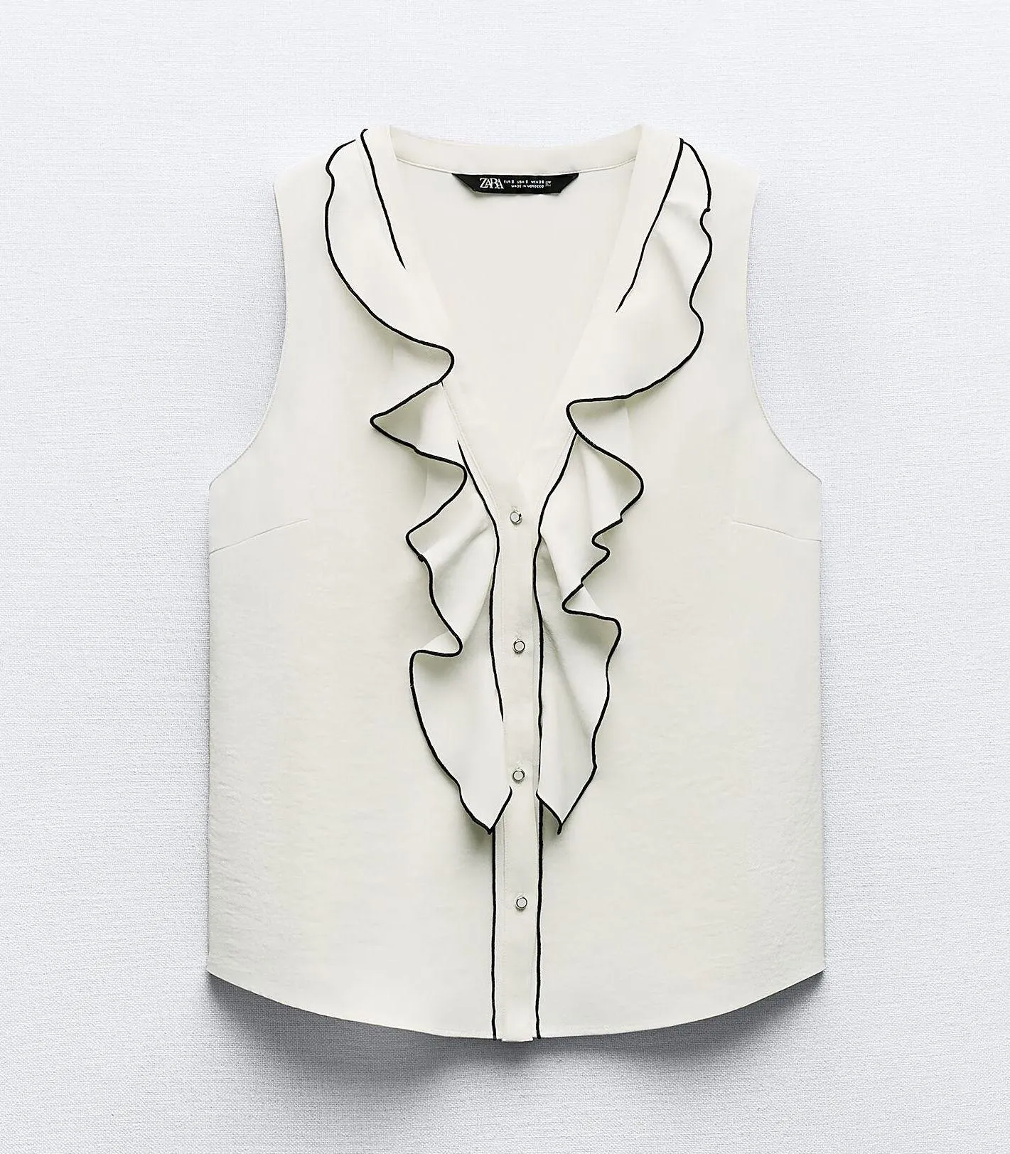 contrast piping ruffle top - Image 2