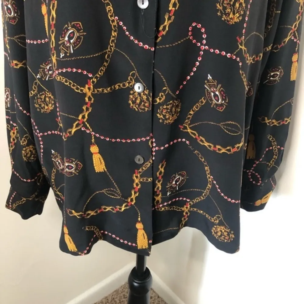 Vintage Valerie Stevens 100% Silk Button Down Blouse - Image 5