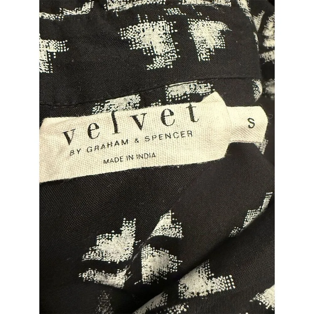 Velvet by Graham & Spencer Women's Luca Printed Shirt V - Image 5